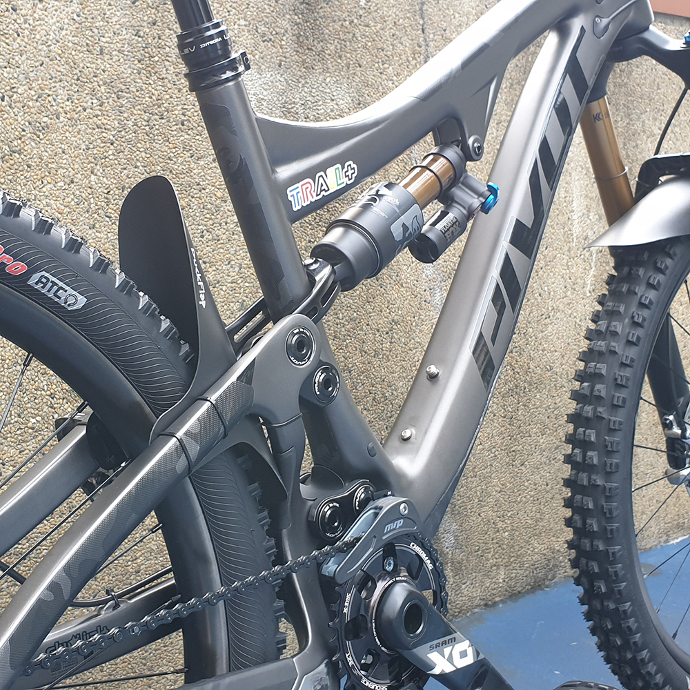 TRAIL+ Custom Build PIVOT MACH 6