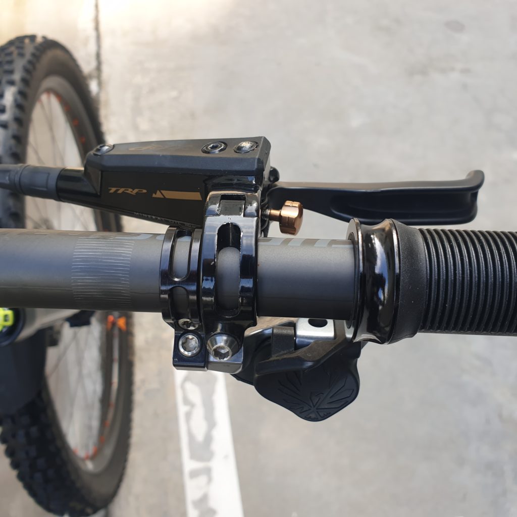 TRAIL+ TRP Brakes, SRAM AXS, Chromag BZA Bar