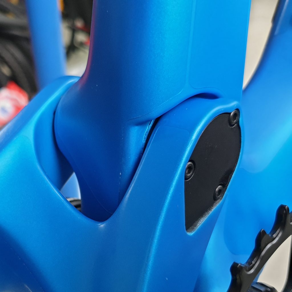 TRAIL+ invisiframe - Canyon Neuron