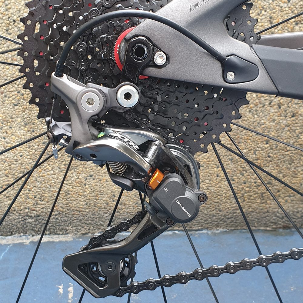TRAIL+ Custom Build PIVOT MACH 6